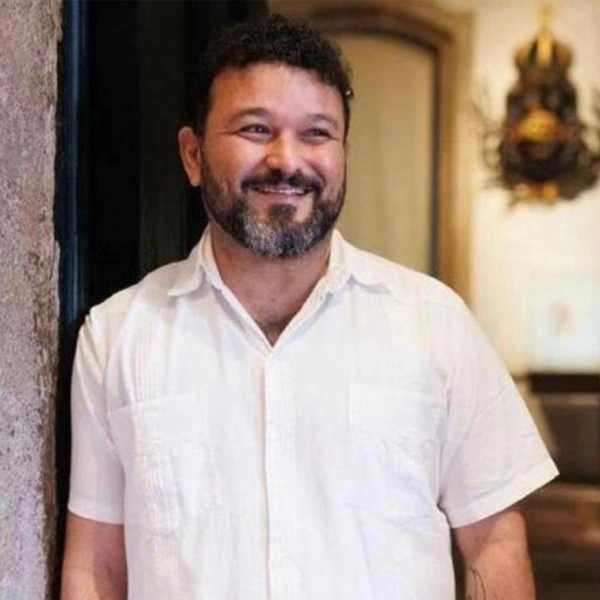 Artista Fadista do FADO em Cidades Históricas